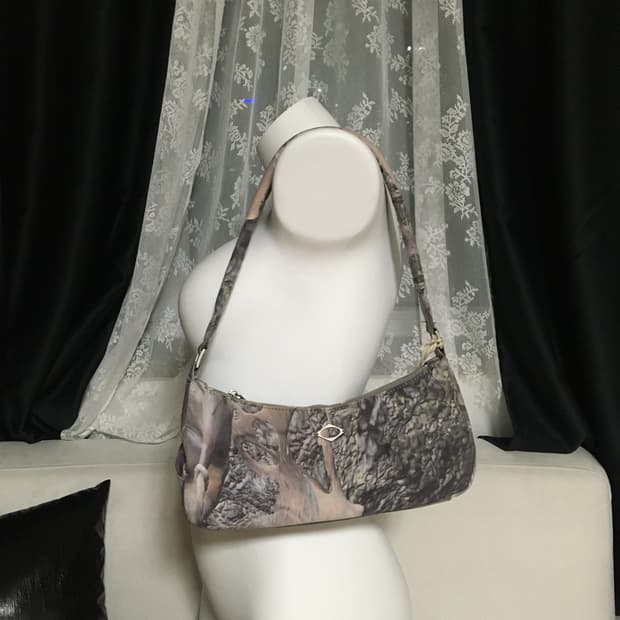 MISCHIEF CUSHION STRAP SHOULDER BAG