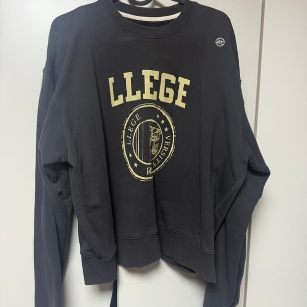 렉토 LLEGE 크롭 맨투맨 차콜 L사이즈