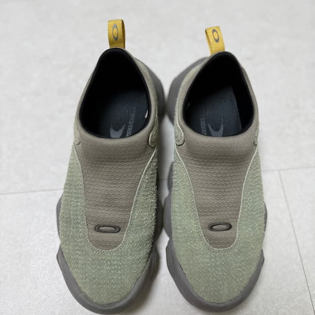 오클리 팩토리 브레인데드 플래시 세이지 샌드