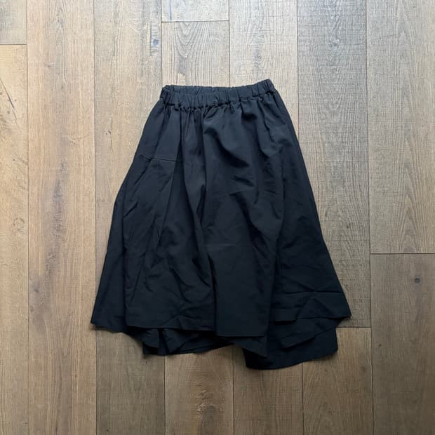 Side Asymmetry Transformed Volume Skirt 