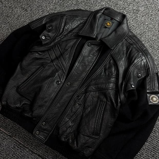 REDOX 빈티지 카우하이드 & 램스킨 절개 디테일 레더 봄버 자켓 14