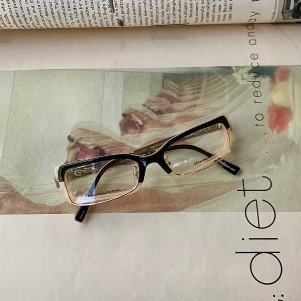 [픽키-605] (special) 블랙베이지 뿔테 데드스탁 메탈 안경