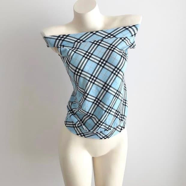 burberry blue boat neck sleeveless