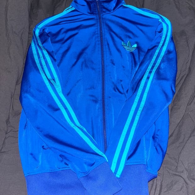 아디다스 파란색 져지