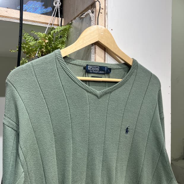 폴로 랄프로렌 브이넥 니트