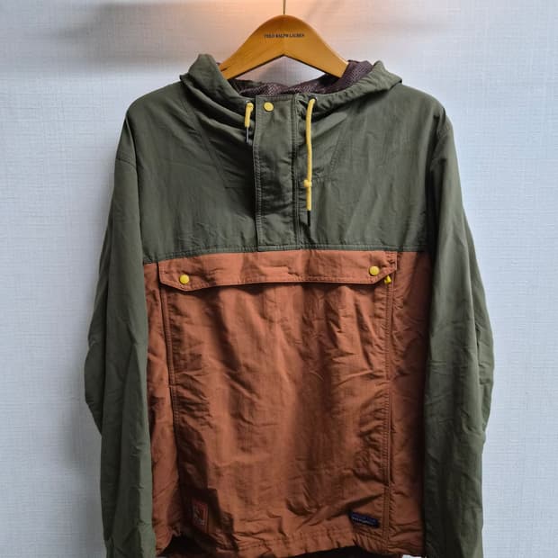 L/105) 파타고니아 이스머스 아노락 점퍼 팝니다
