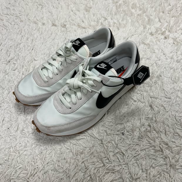 Nike Daybreak Sneakers