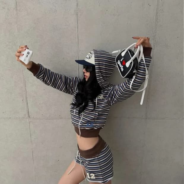 [에즈이프 캘리] CALIE BABE STRIPE  집업 쇼츠 세트