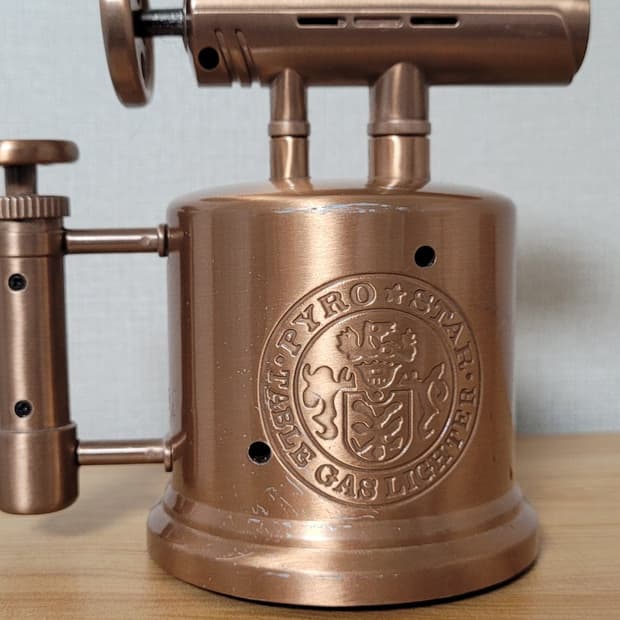 Vector Sonicpump Table Lighter