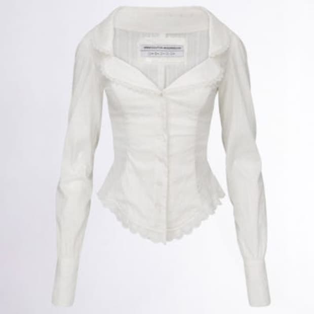 Clover Leaf Neck Blouse