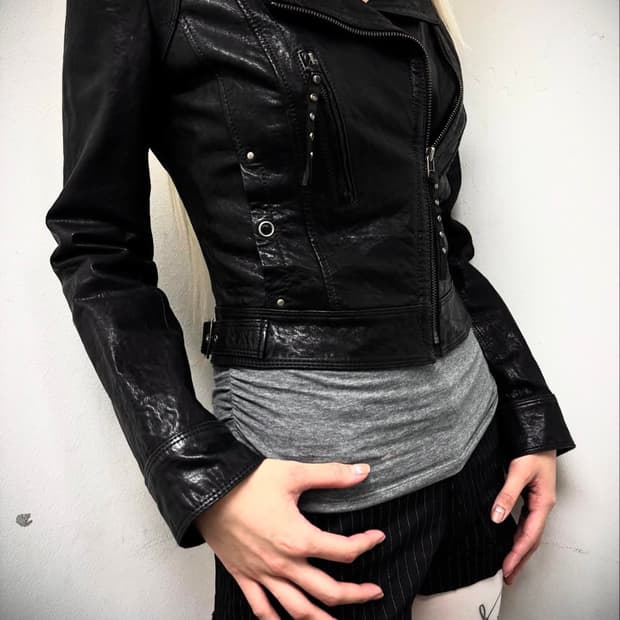 "Vintage" Chic Mood Side Zipper Leather 