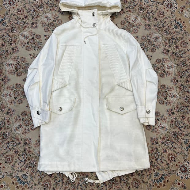 비비안웨스트우드 앵글로매니아 은장로고 피쉬테일 파카