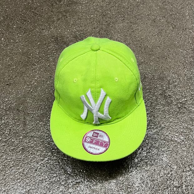 MLB 뉴욕양키즈 네온 스냅백