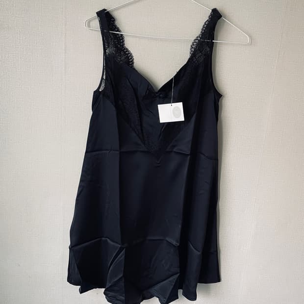 디올 블랙 레이스 슬립 새상품