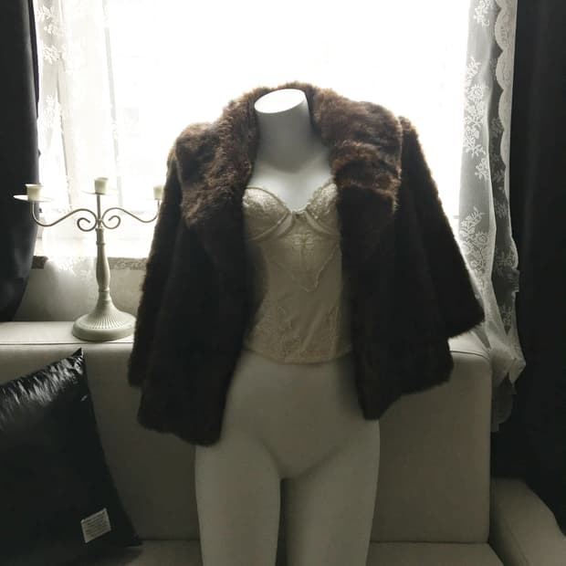 VINTAGE BROWN FUR JACKET