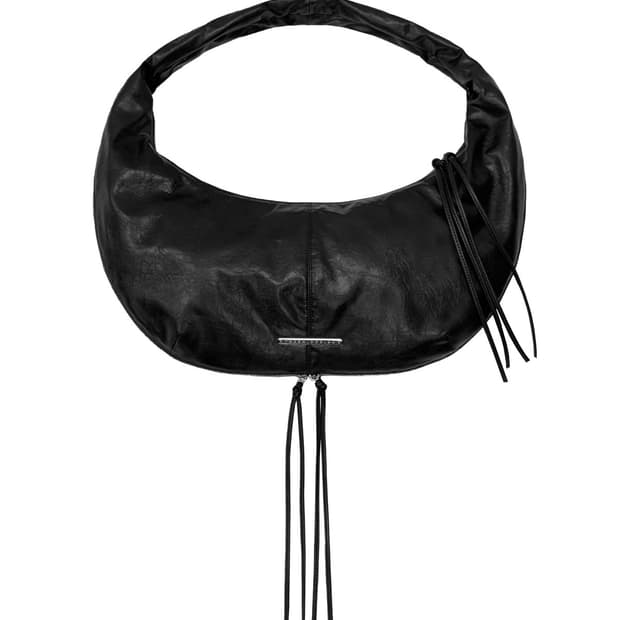 Zipper Finishing Leather Hobo Bag