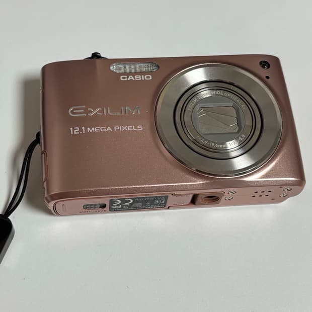 카시오 ex-z400 핑크 카메라 팝니다 