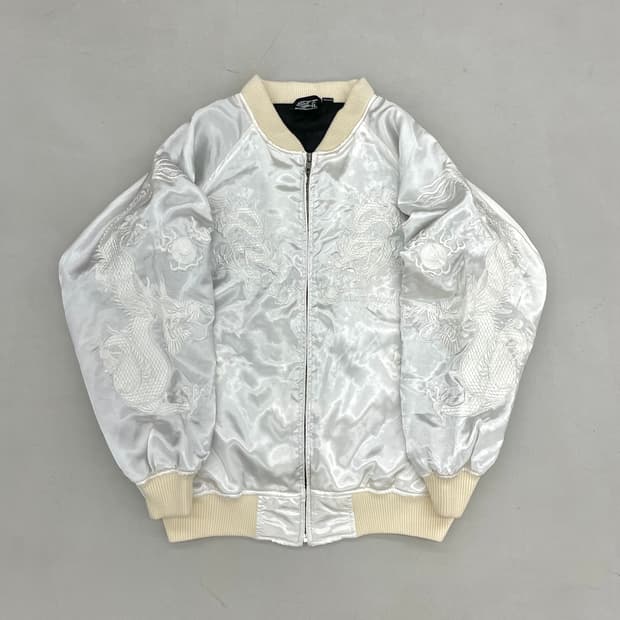 Dogtown 독타운 도그타운 드래곤 용자수 오리엔탈 스카쟌 화이트