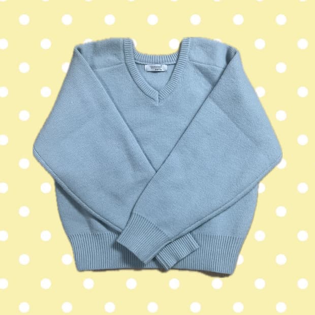 브이넥 루즈핏 긴팔 니트
