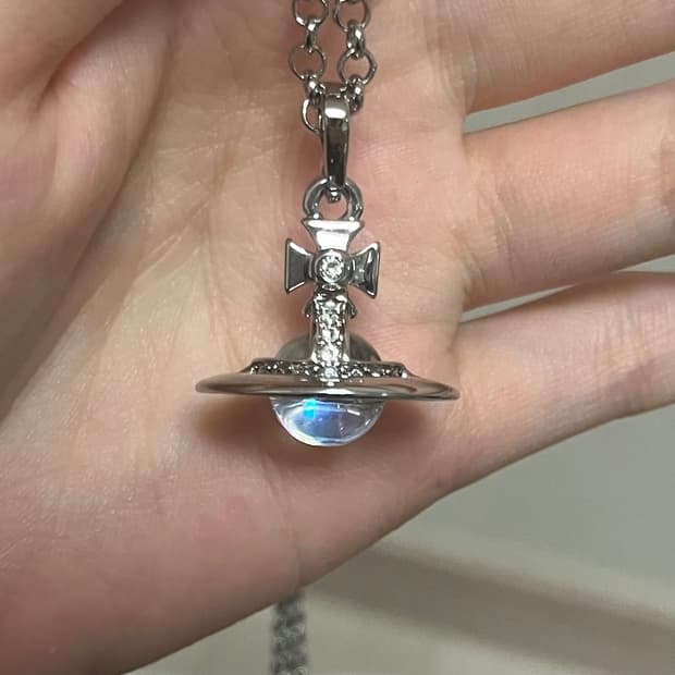 오로라 orb 비비안웨스트우드 목걸이