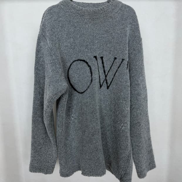 Off White 그레이 니트
