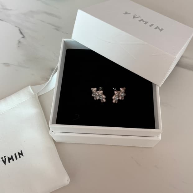 위민 트윈베어 이어링 YVNIN TWINBEAR EARRINGS