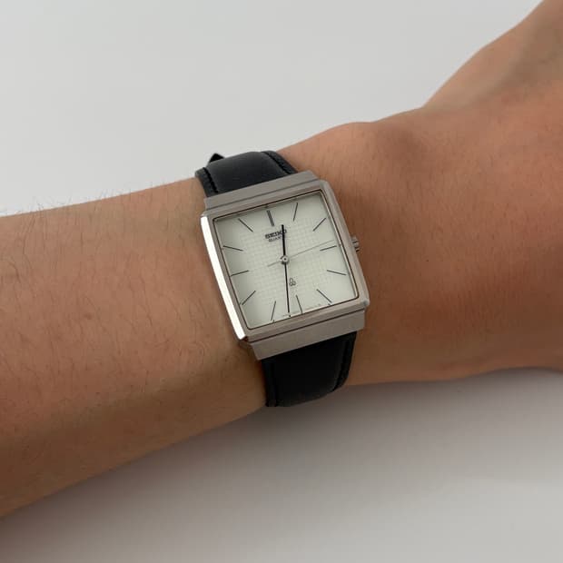 80s check texture dial silver square qua