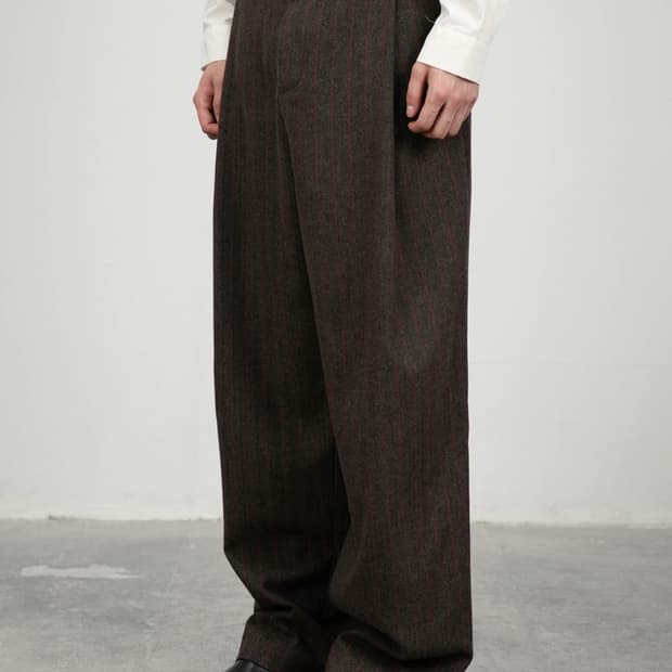 아모멘토 울 스트라이프 마틴 팬츠 / 브라운