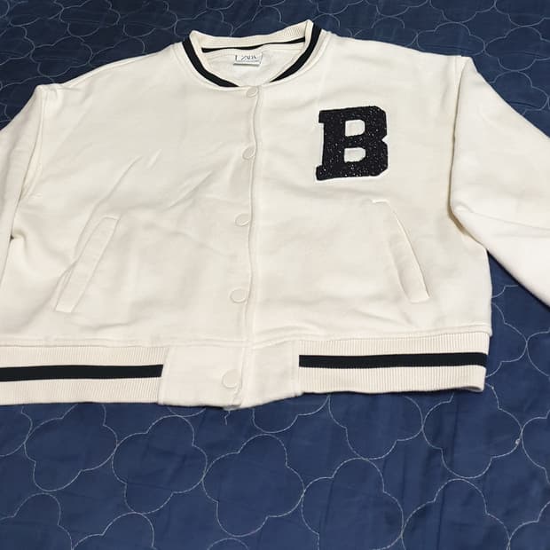 자라 크롭 바시티 자켓 크림 (S)