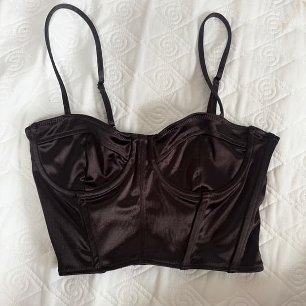 (단돈3500원) H&M 새틴 코르셋 크롭탑 블랙