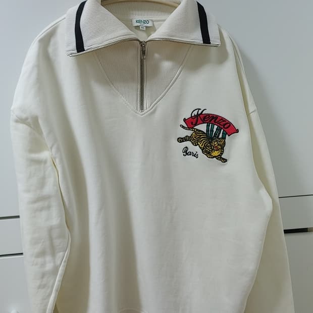 겐조 자수 하프집업 M