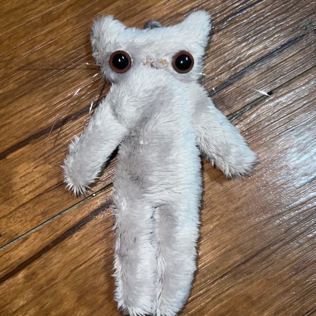 Brown alone ugly cat (handmade)