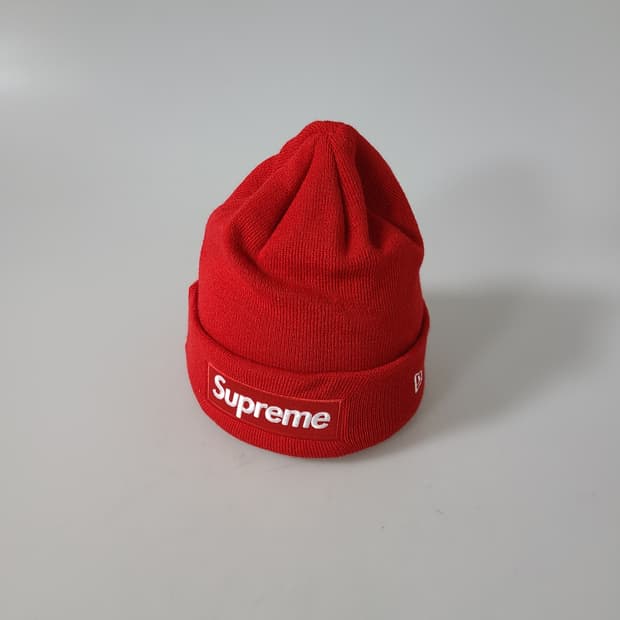 슈프림 X 뉴에라 박스로고 비니 레드 OS