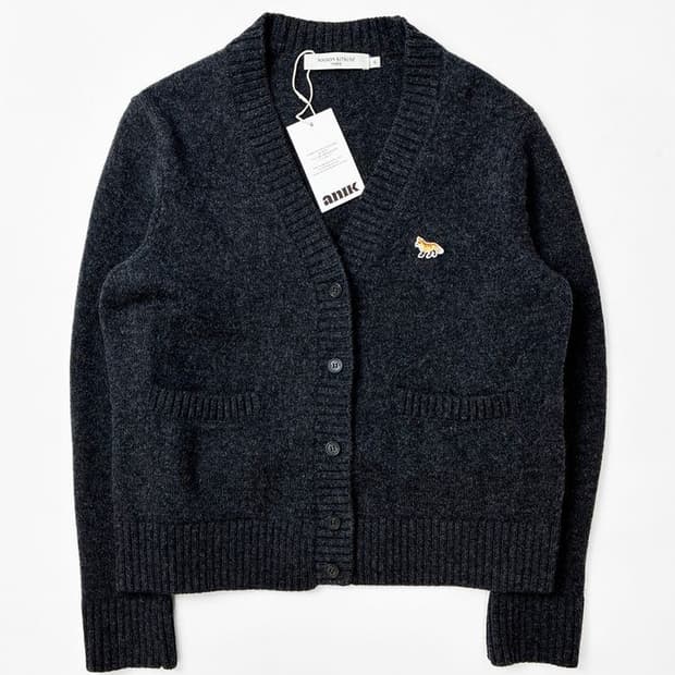 메종키츠네 22Fw 폭스 패치 브이넥 니트 가디건 PN5140