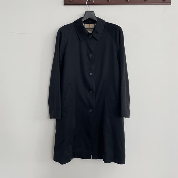 버버리 블랙 싱글 트렌치 코트