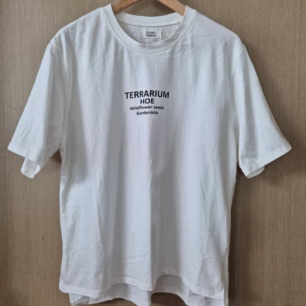 [F] 스튜디오 톰보이 화이트 반팔티