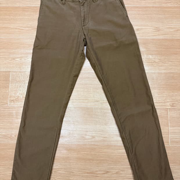 칼하트 WIP 존슨 팬츠 30×32 판매해요.