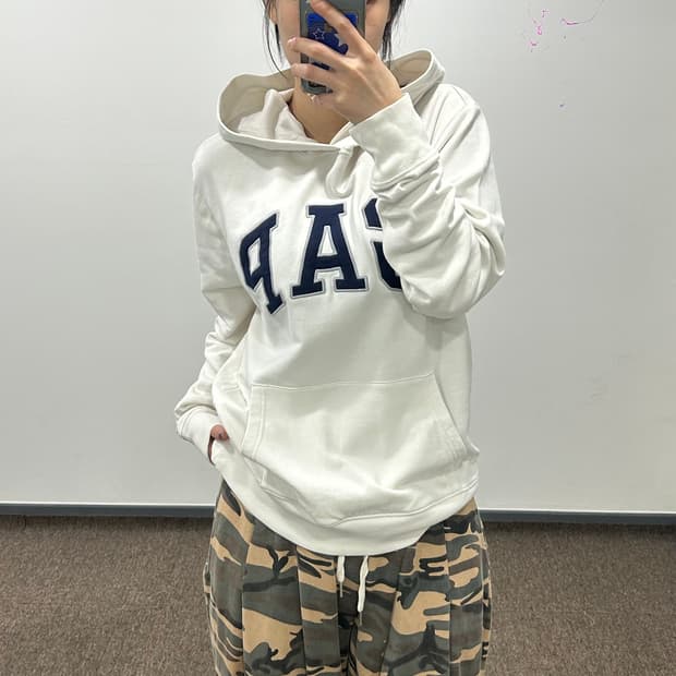GAP 갭 네이비로고 아이보리 후드티 