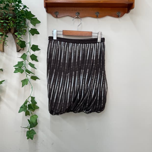 초코나무숲 브라운 시스루 스트라이프 벌룬 스커트