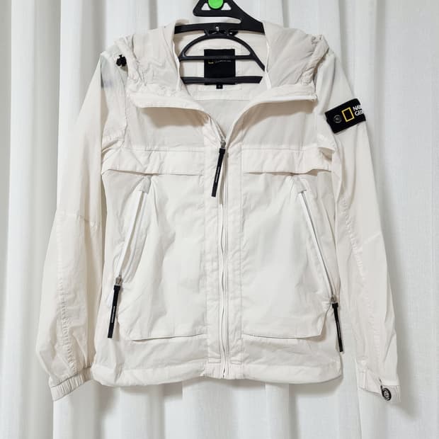 내셔널지오그래픽 바람막이 (55) 