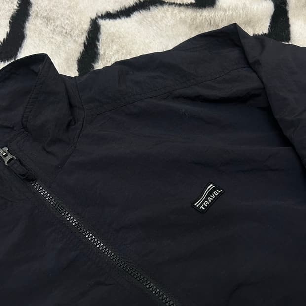 [S]트래블 오버핏 크런치 나일론 바람막이/블랙