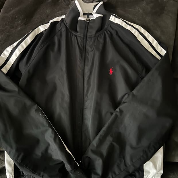 폴로 랄프로렌 사이드라인 바람막이 