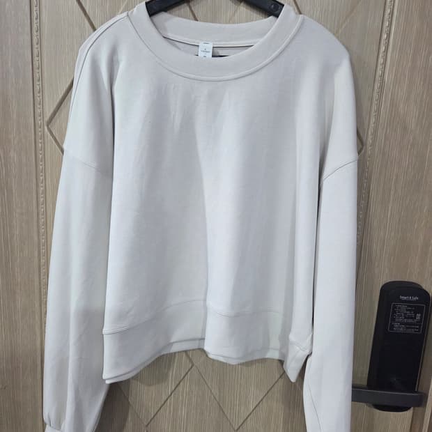 여성 크롭맨투맨