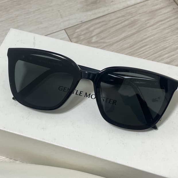 젠틀몬스터 피노