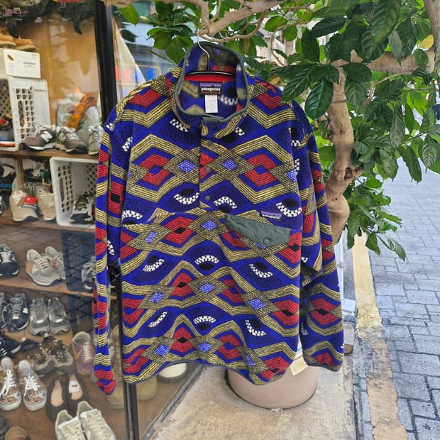 Z-203 파타고니아 신칠라 아즈텍 네이티브 