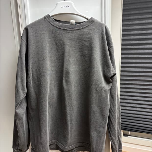 굿온 피그먼트다잉 긴팔티