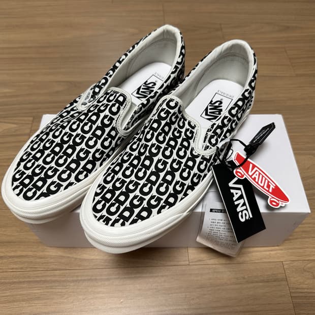 반스 볼트 꼼데 CDG 슬립온 LX 화이트 280
