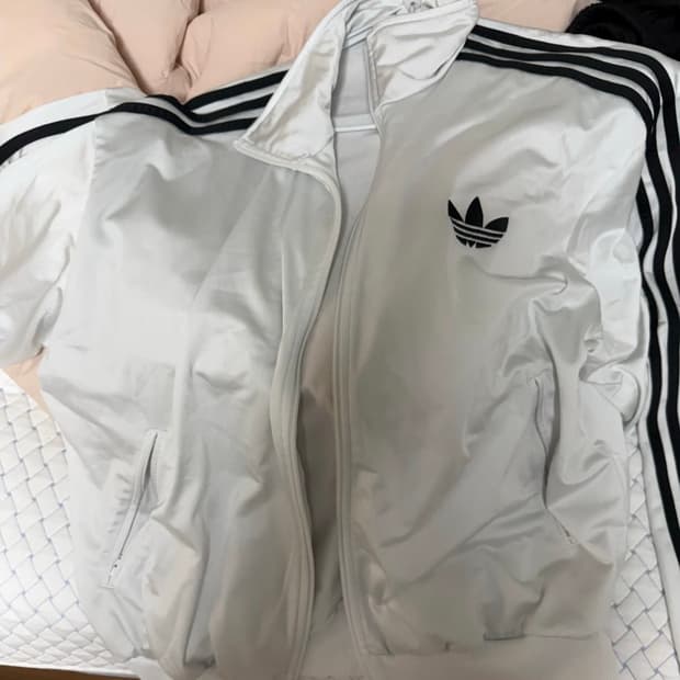 아디다스 흰색 져지