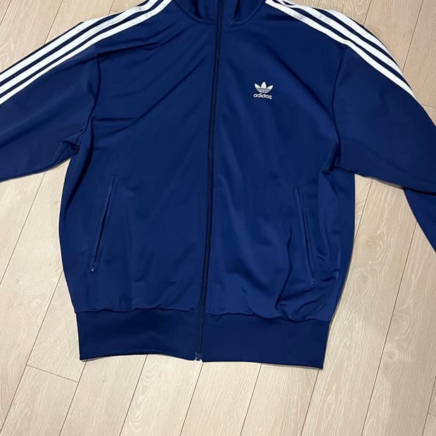 아디다스 트랙탑 네이비 