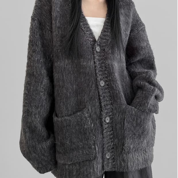 므넴 클로버 오버핏 가디건